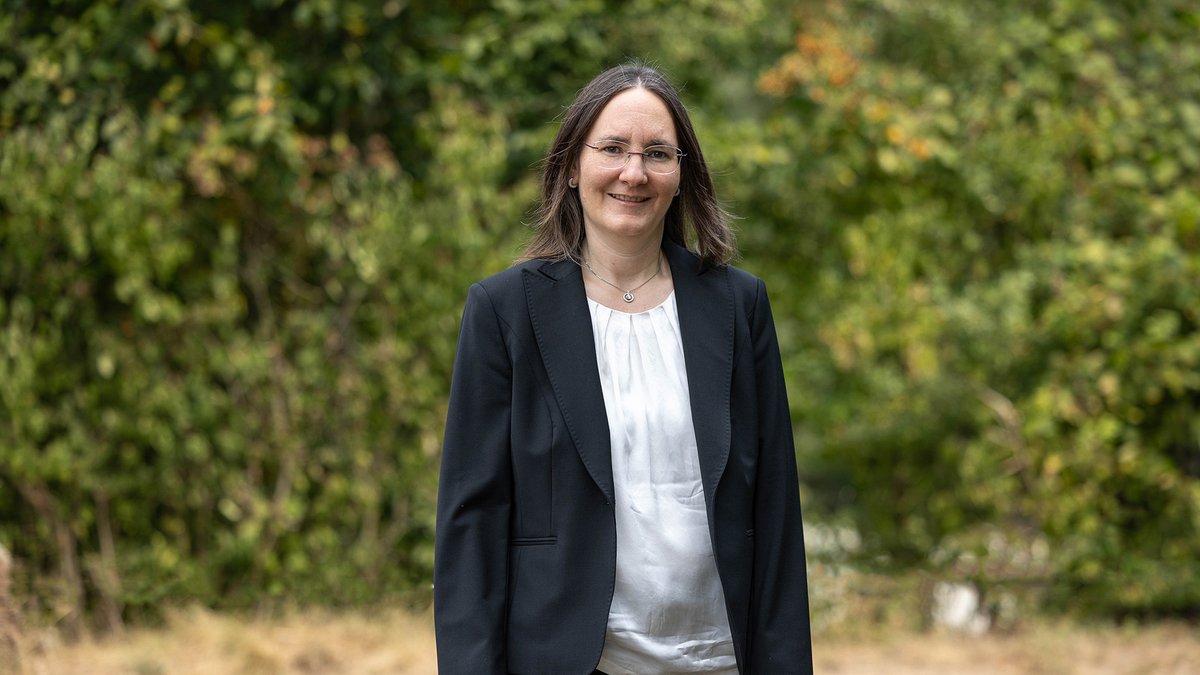 agroscope's tweet image. Corinne Jud Khan wird neue Leiterin von #Agroscope: Sie tritt ihre Stelle am 1. März 2026 an. Sie folgt auf Eva Reinhard, die Ende Februar 2026 in Pension geht.
➡️ news.admin.ch/de/newnsb/TnkV…