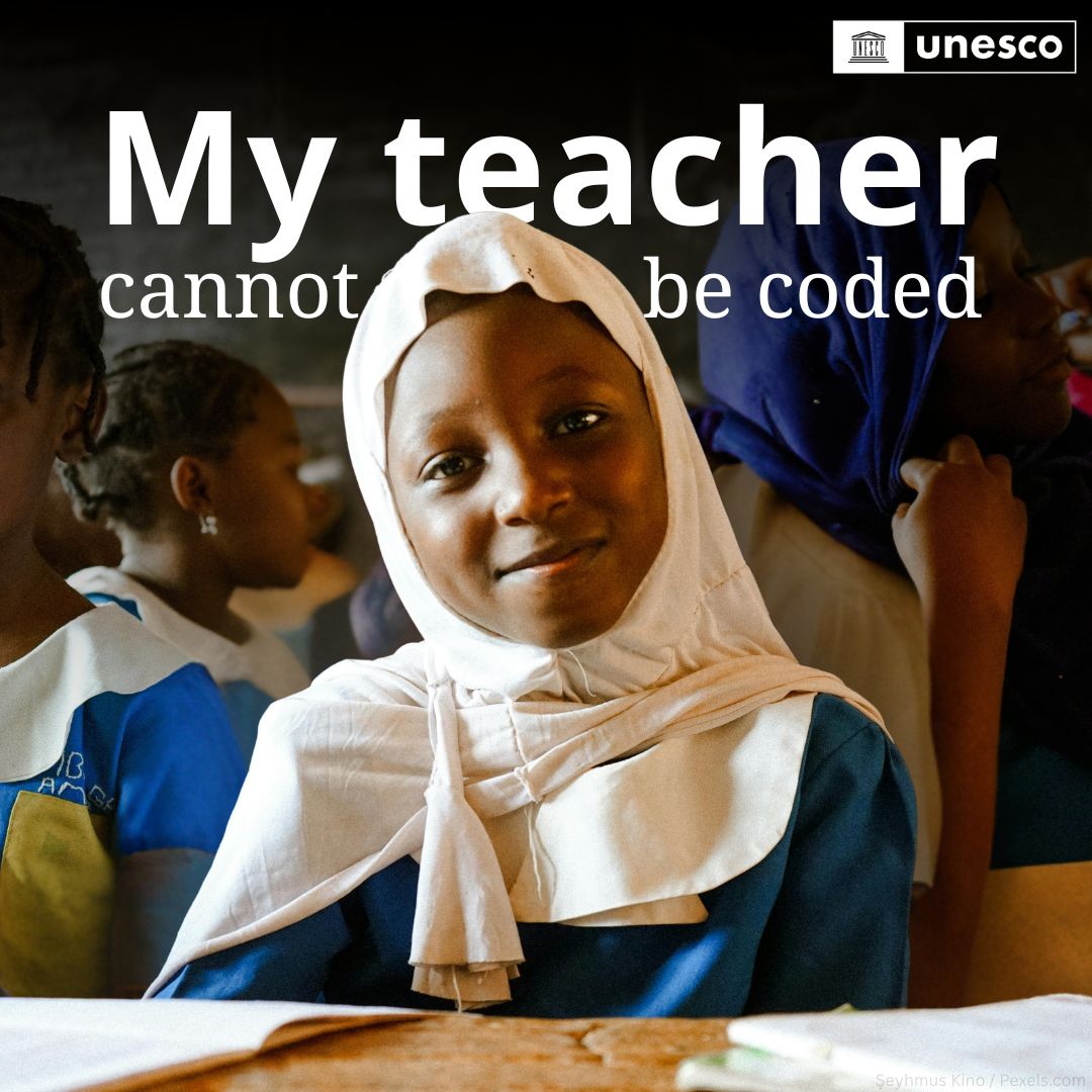 Teaching builds every other profession.

Yet too many teachers are leaving — due to low pay, heavy workloads &amp; lack of support.

UNESCO is working to revalue the profession &amp; support teachers to lead the #FuturesOfEducation: unesco.org/en/teachers/20… #TeachersCannotBeCoded