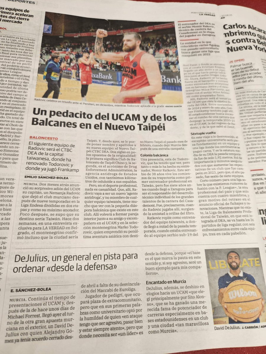 El bueno de RADOVIC ha tenido en prensa más repercusión con su salida que en los años que estuvo aquí, así nos va. La presentación del 1 titular abajo en 3 líneas jajaja. 
Somos así en esta tierra llamada Murcia. <a href="/laverdad_es/">laverdad_es</a>