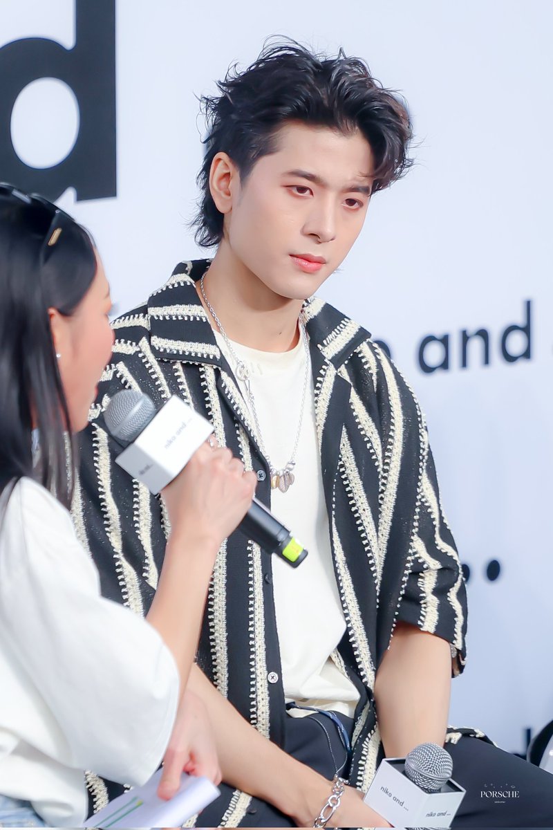 สุดหล่ออออออ

NIKO AND XX PUNN KOKORO
#nikoandbangkok 
#Friendsofnikoand  
#XXSIVK #PorscheSivakorn