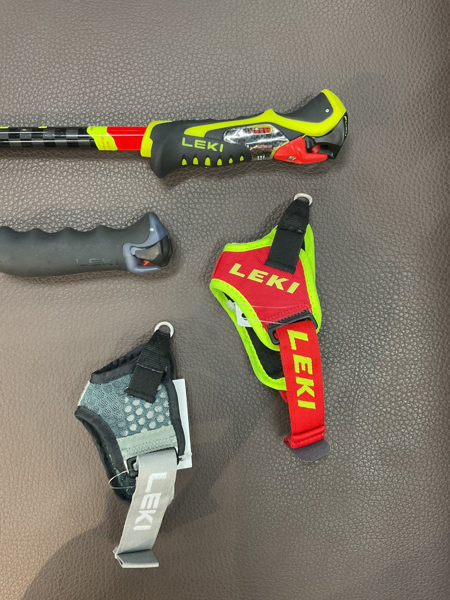 ⛷️スキーコーナー⛷️からお知らせ

LEKIのトリガーグリップのご紹介です。
スキーポールの脱着がスピーディーに行えるトリガーグリップ
転倒時などの手の保護にも効果を発揮するシステムです。

8月31日まで早期特別価格にてご予約いただけます。
皆様のご来店お待ちしております。