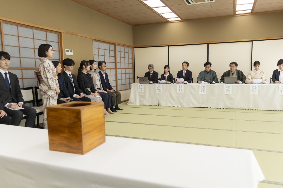 実はこの読手選考会、リアル専任読手のお三方にご参加いただいています！！
西田専任読手、稲葉専任読手、五味専任読手

ありがとうございました🙇

#ちはやふる ーめぐりー