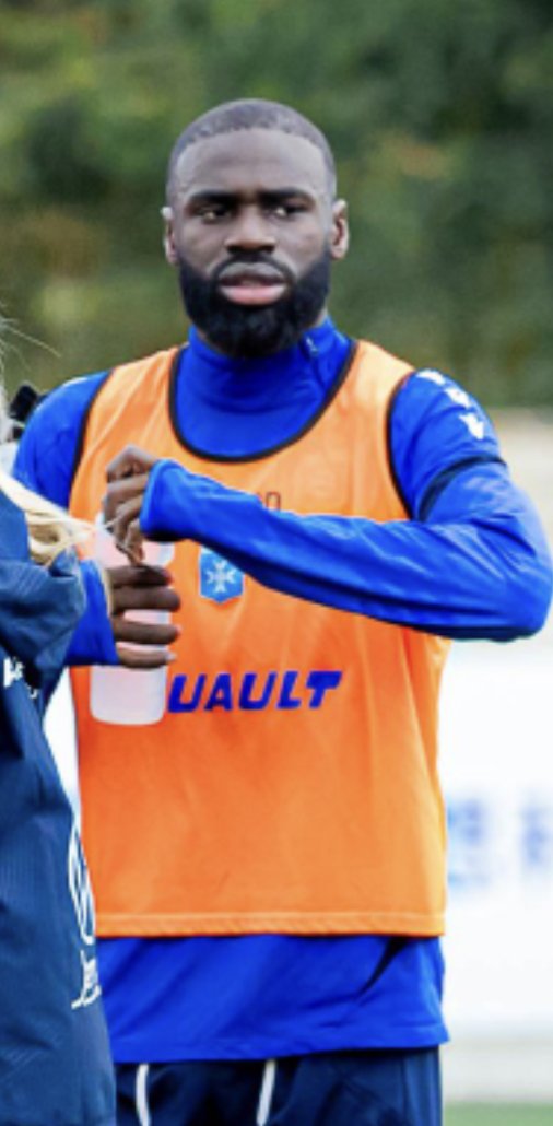 ⚠️⚠️⚠️Info exclusive de journalistes et insiders ⚠️⚠️⚠️

Revirement de situation pour Lassine Sinayoko qui a été vu en train de s'entraîner pour le Stade Lavallois aujourd'hui !!!

#TeamAJA

🤡🤡🤡🤣🤣🤣🤣