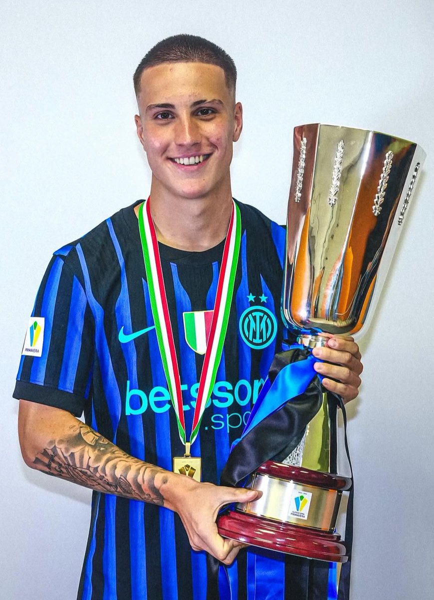 Fc_Graphics_'s tweet image. 👏👏👏