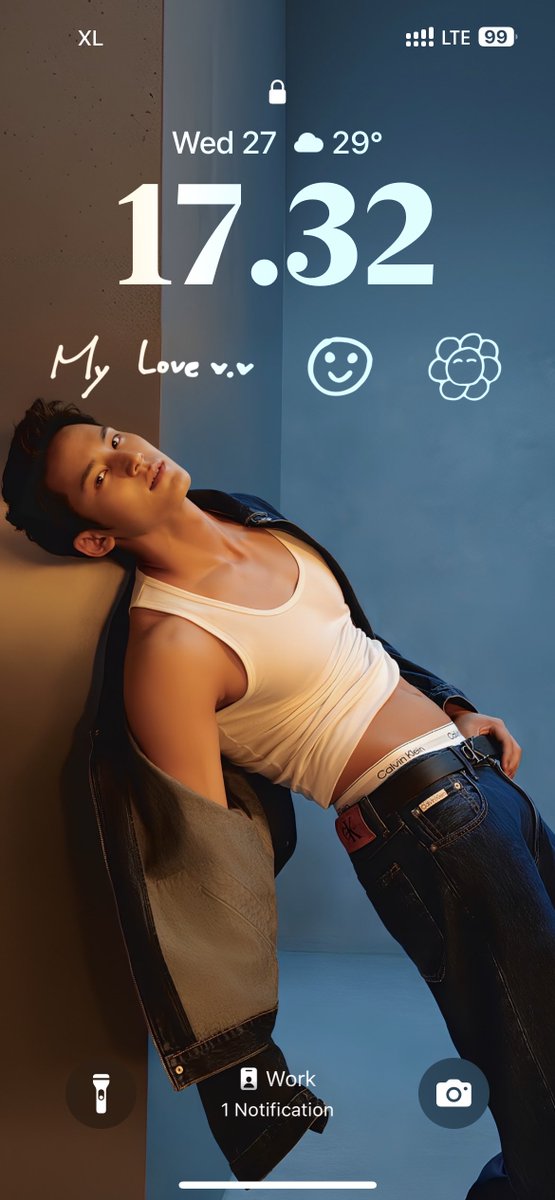 gyuhundred's tweet photo. gw betah bngt liat ls hape 😭😭😭😭🤤 https://t.co/L8iobOsfzL