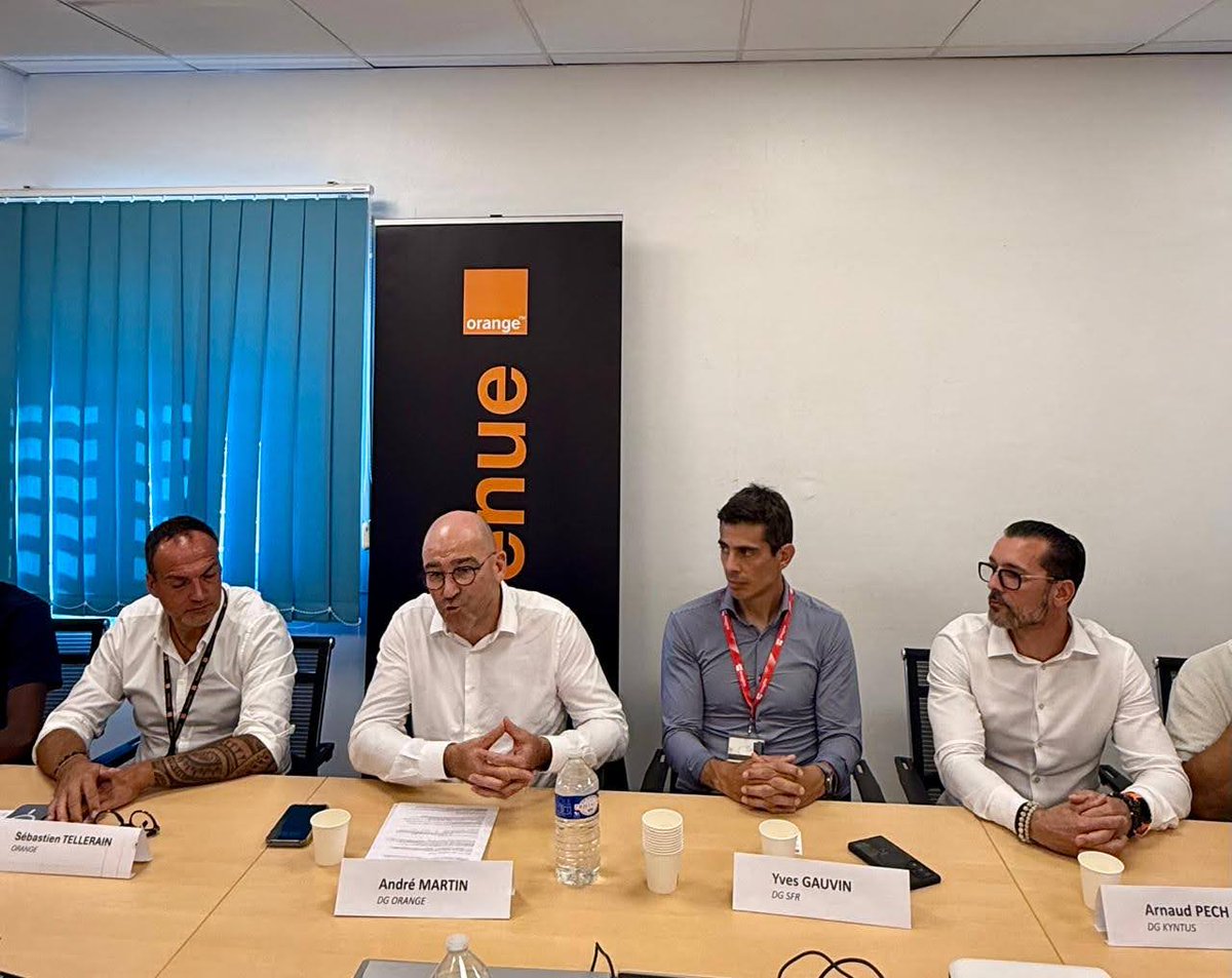 Orange Mayotte tweet media