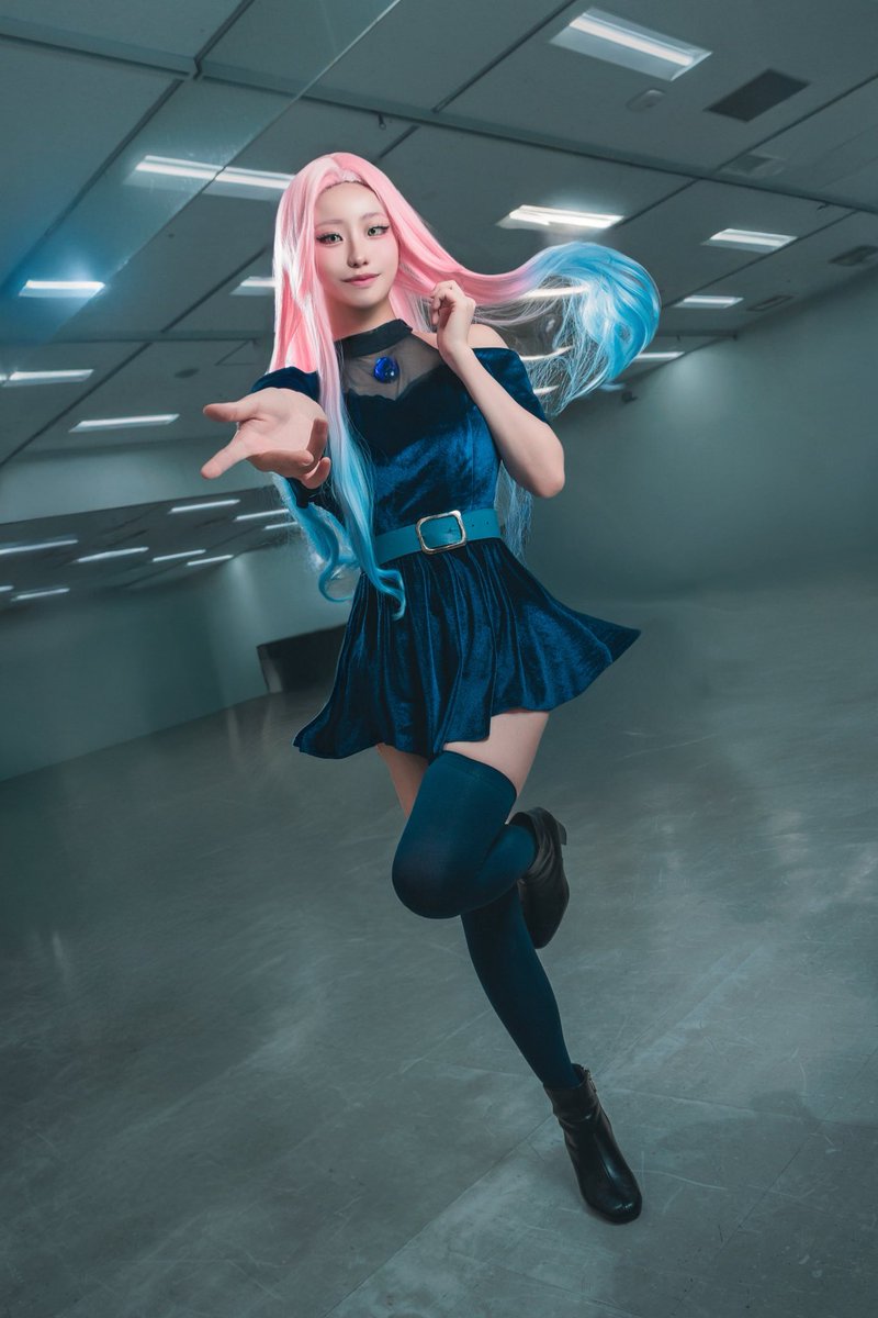 alienstage / mizi
エイステ / ミジ

photo📸 : nAtさん

#ALNST #에이스테 #アコスタ池袋