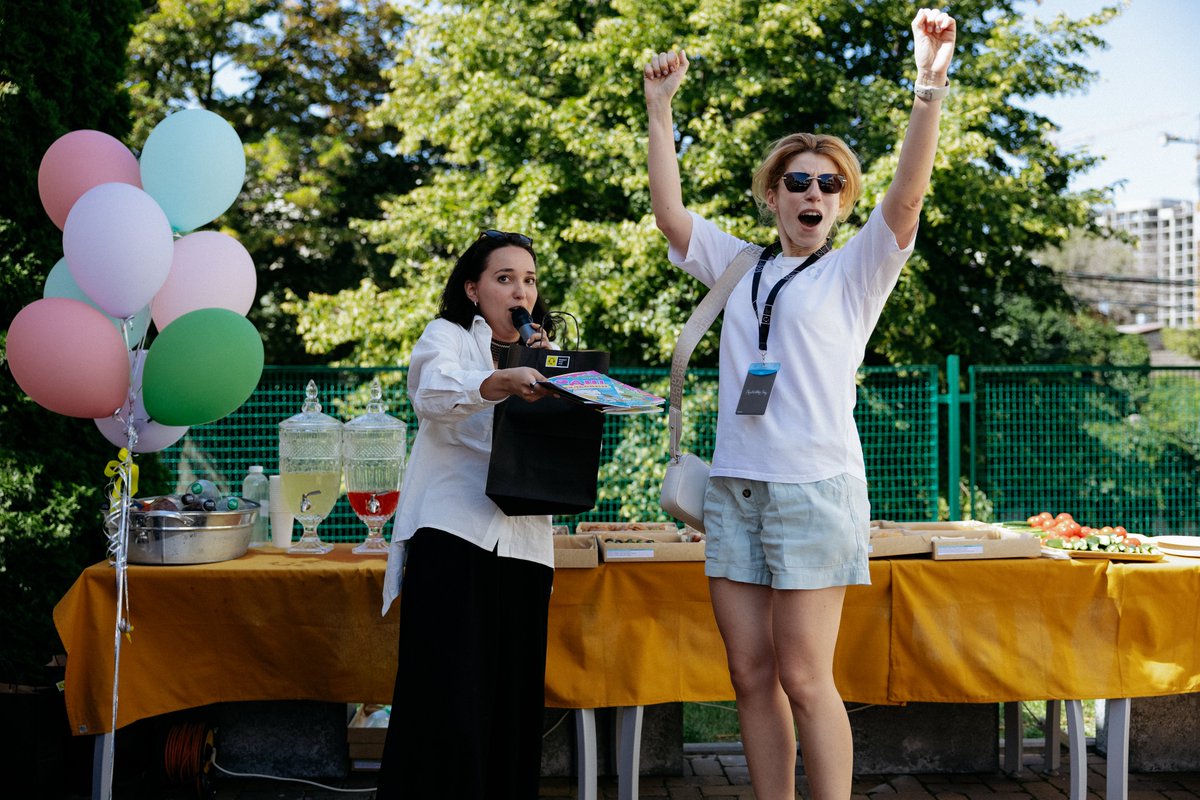 SupportYourApp's tweet image. Family Day 2025: Kids Edition 🎉
Everyone was a kid once, so we gathered our teammates and their families and filled the day with our favorite childhood activities.
Check out these vibes!
P.S. More photos on our Facebook 😍
#SupportYourApp