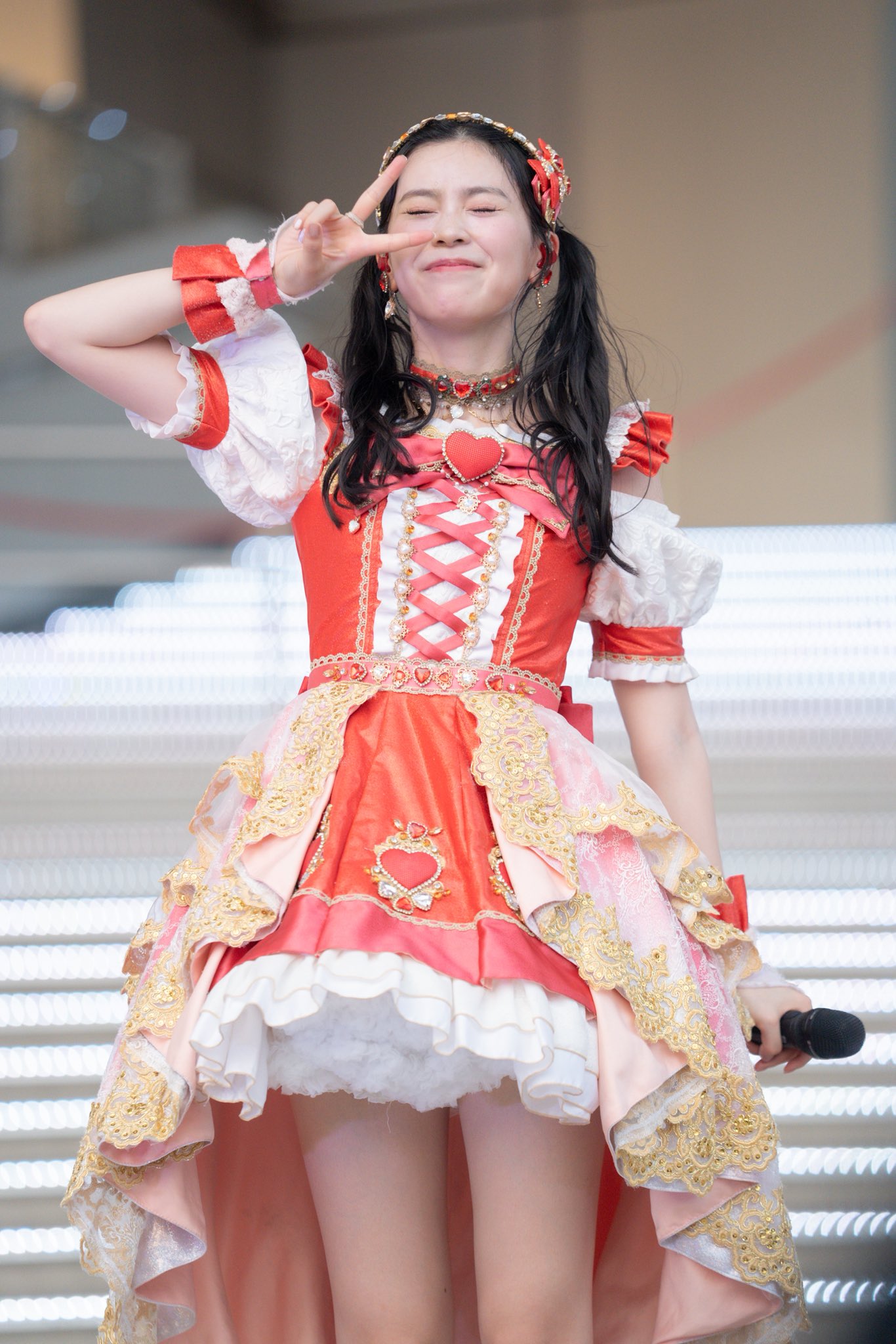 8127 杏ジュリア 坂井仁香 小泉遥香 生写真 2枚セット 小泉遥香 生写真 サイン - メルカリ