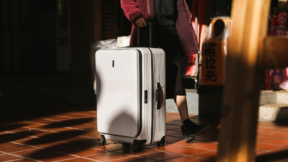 💼 Le business insolite des valises perdues vendues aux enchères cartonne sur les réseaux

bit.ly/45zV8K6