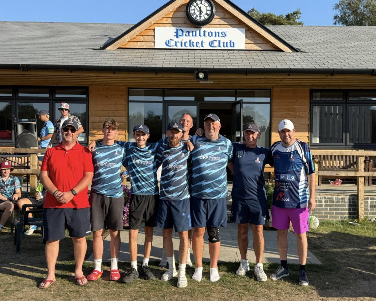 Paultons Cricket tweet media