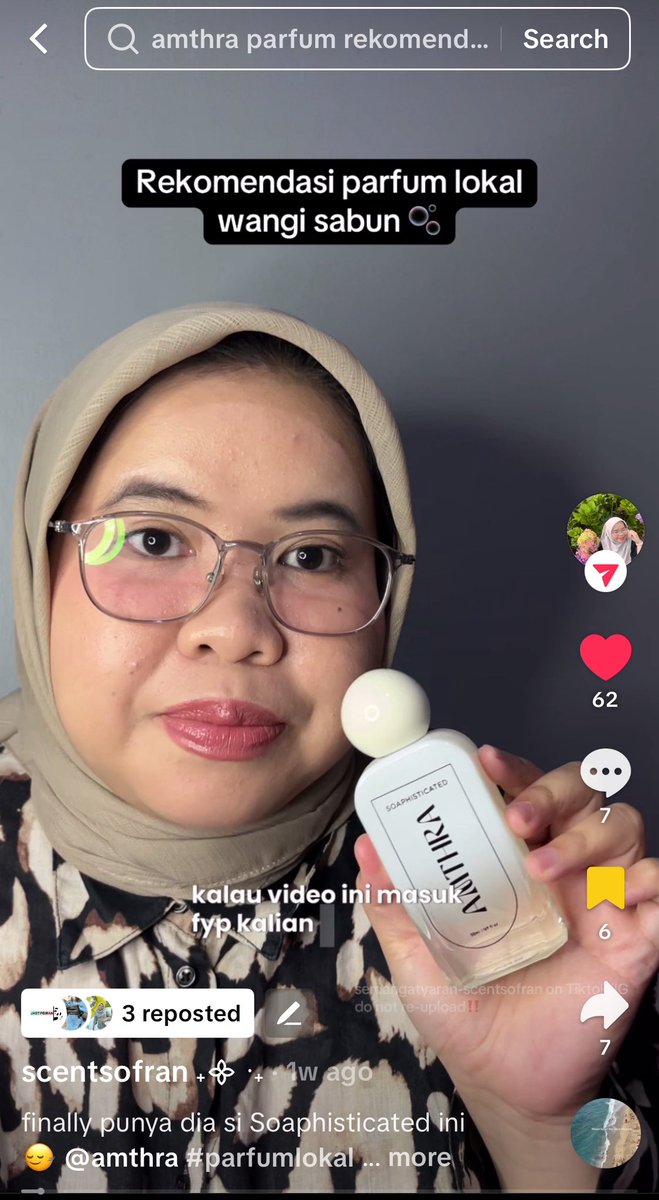 Kalau udah punya dua gini tandanya apa mentemen??🤗

wangi parfum yang fresh, soapy, and clean tapi SPL dar der dor 💥