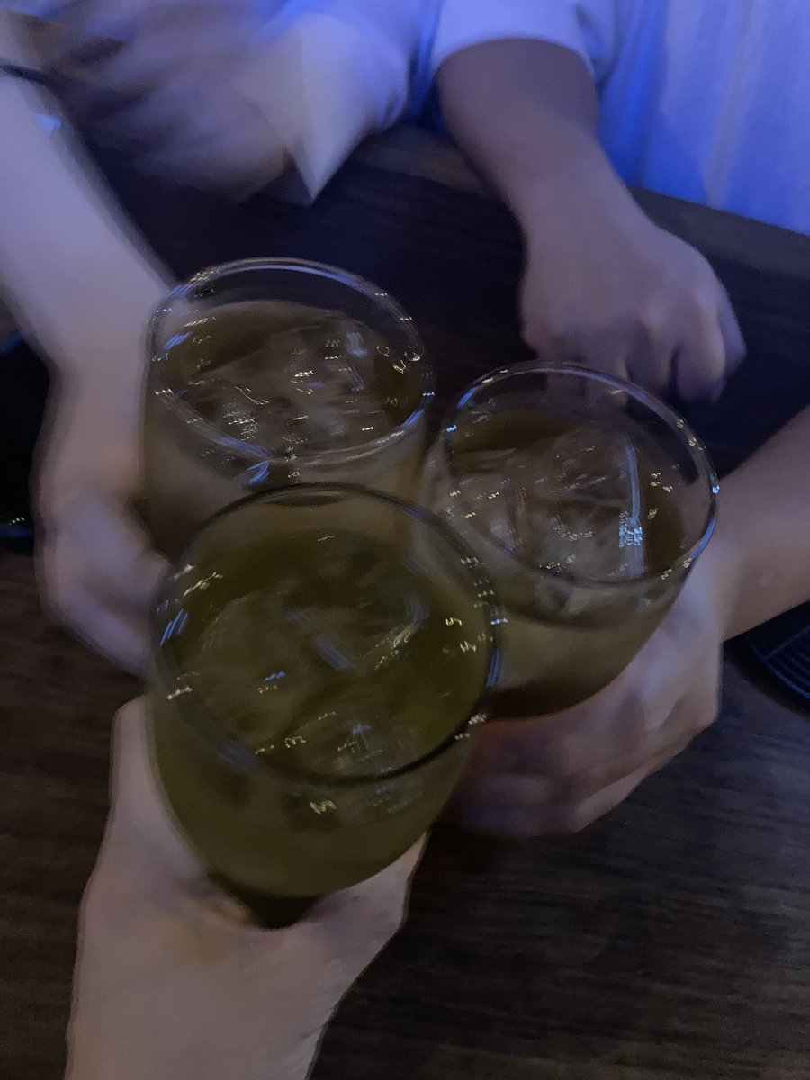 昨日も朝まで🌞
ありがとうございました

たくさんの乾杯🍻
みんなでワイワイ🙌
ダーツ🎯やカラオケも
盛り上がりました🎵🎵
ご馳走さまでした😊

今夜も🌕
２０時オープンです🎵
お待ちしております⭕️

#渋谷 #道玄坂 #ネオスナック #bar #RUINCHI #親子