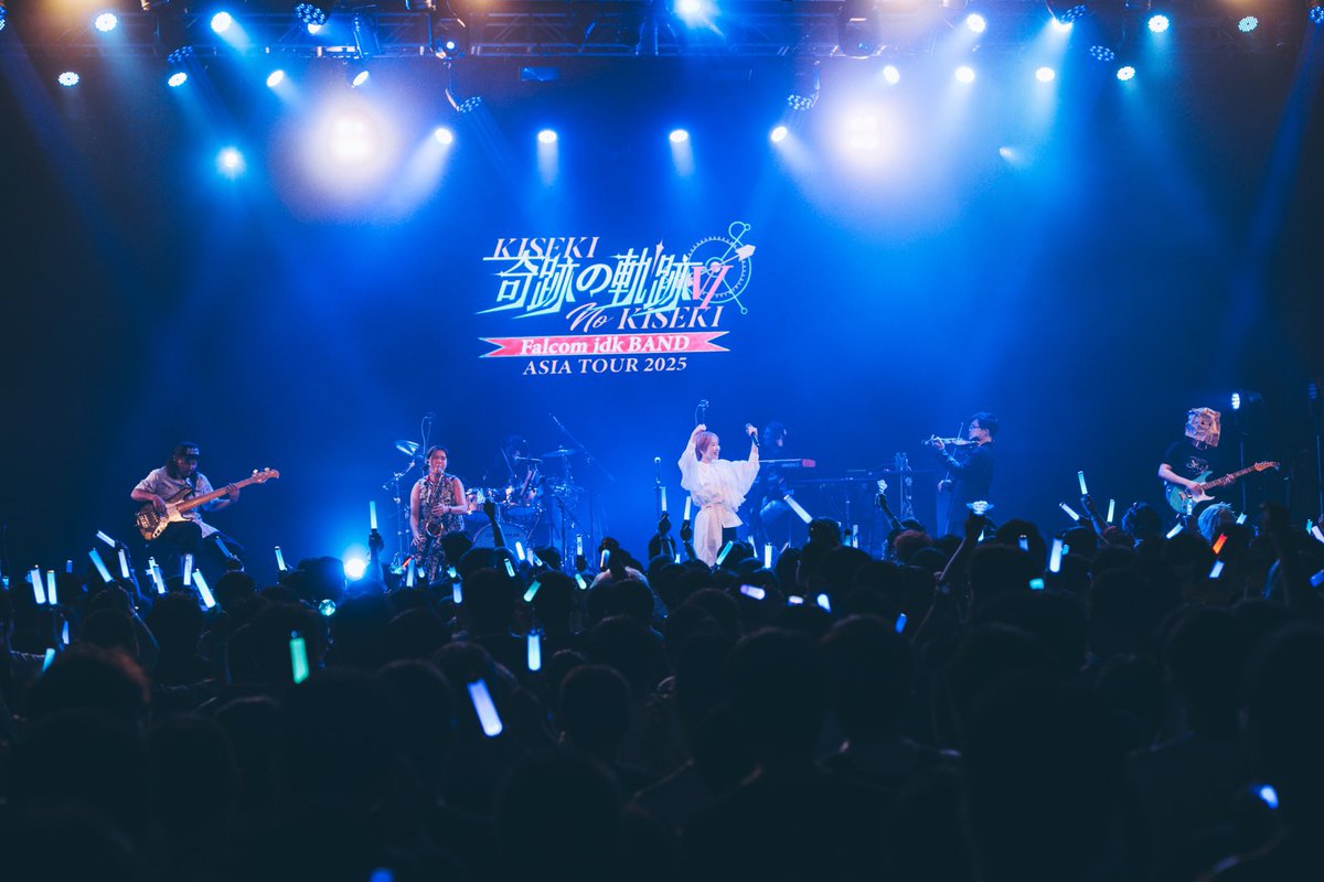 hem3871's tweet photo. 【奇跡の軌跡Ⅵ】 上海 🇨🇳 2025/08/20
#falcom
#jdkband https://t.co/Z0nwieZEcs