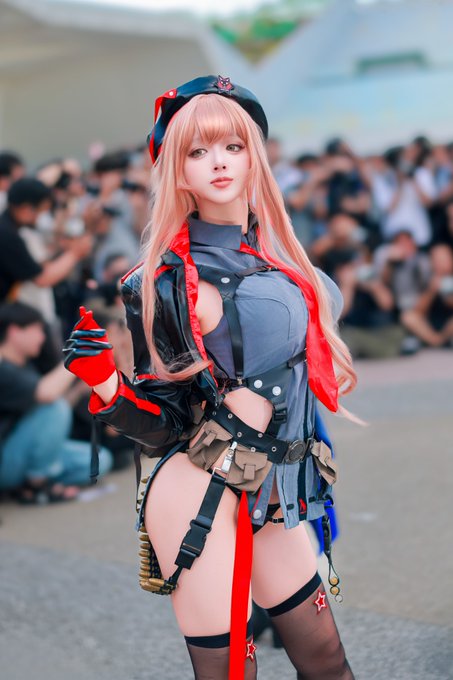 Twitterのコスプレ画像3