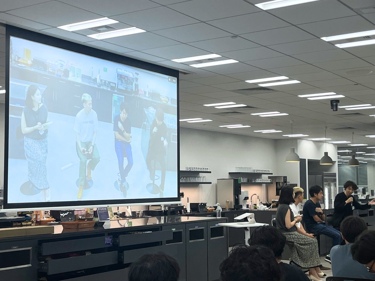 upsider_inc's tweet image. ＼ただいま登壇中📣／

『#AIxPdM』Vol. 2にて#UPSIDER VPoPの森@diceK66が登壇中！✨
エクスプラザ社宮田氏@miyatti、ログラス社斉藤氏@tomosooonとともにPdMが推進するAI活用・ユースケースを語っております🗣️
#UPSIDER_Tech