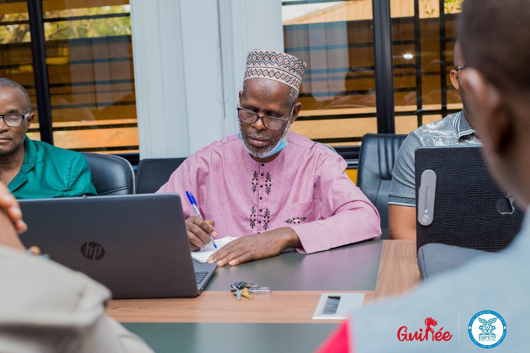 enpetpguinee's tweet image. Former les formateurs, c’est assurer l’avenir de toute une génération.

Un formateur bien préparé ne se contente pas de transmettre des connaissances : il façonne des compétences, développe des talents et crée un effet multiplicateur. 

#ENPETP #Guinée #FormationDesFormateurs