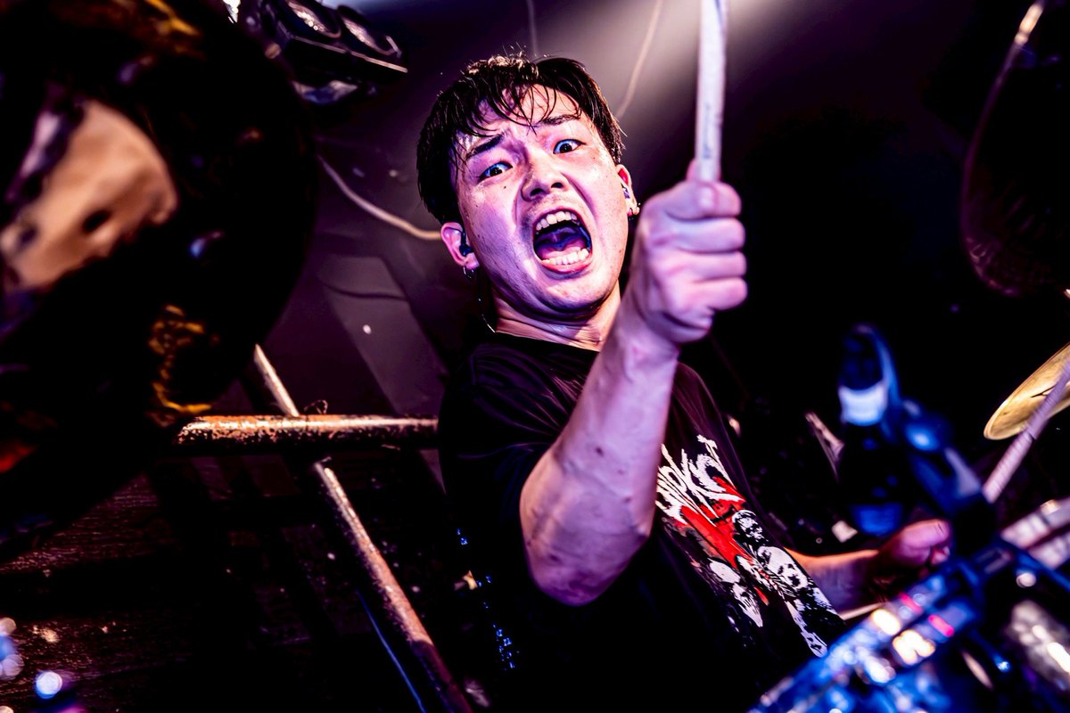 sazare_official's tweet photo. 遅ればせながら、

2025.8/25(月)
shinjuku ANTIKNOCK presents
【CRAZY DIAMOND vol.94-EYES MEAN NOTHING NEW EP「証」RELEASE TOUR-】

ありがとうございました❗️

また改めて、8月後半は4人体制での公演となってしまったこと、申し訳ありません。

次回からは5人体制となります‼️ https://t.co/gCgsOorYkP