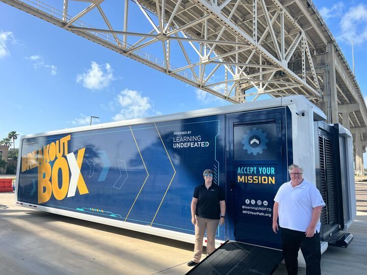 LearningUNDFTD's tweet image. Our Breakout Box is on a secret mission at the Port of Corpus Christi! 🚢 Showing off our new mobile lab & partnering with leadership to reshape how students view manufacturing careers. #WorkforceDevelopment #Innovation #ManufacturingFuture #LearningUndefeated