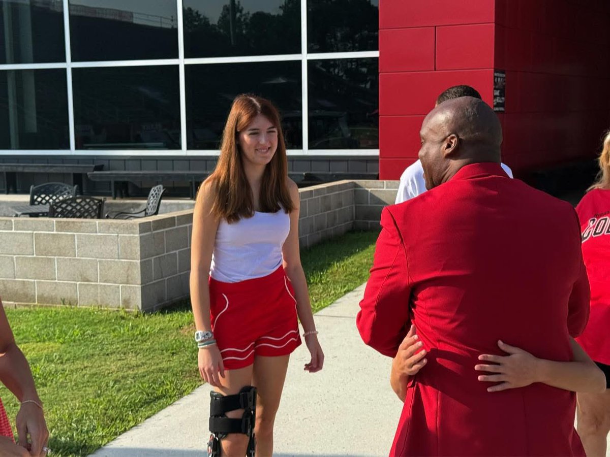 BIG 5 FAMILY PLAZA - Hall of Fame QB, #5 Josh Son
- Josh led the Colonels in rushing for 3 straight seasons. He set the single season rushing record for yards per carry and rushing touchdowns. Son rushed for 2,658 in his four-year career at QB.