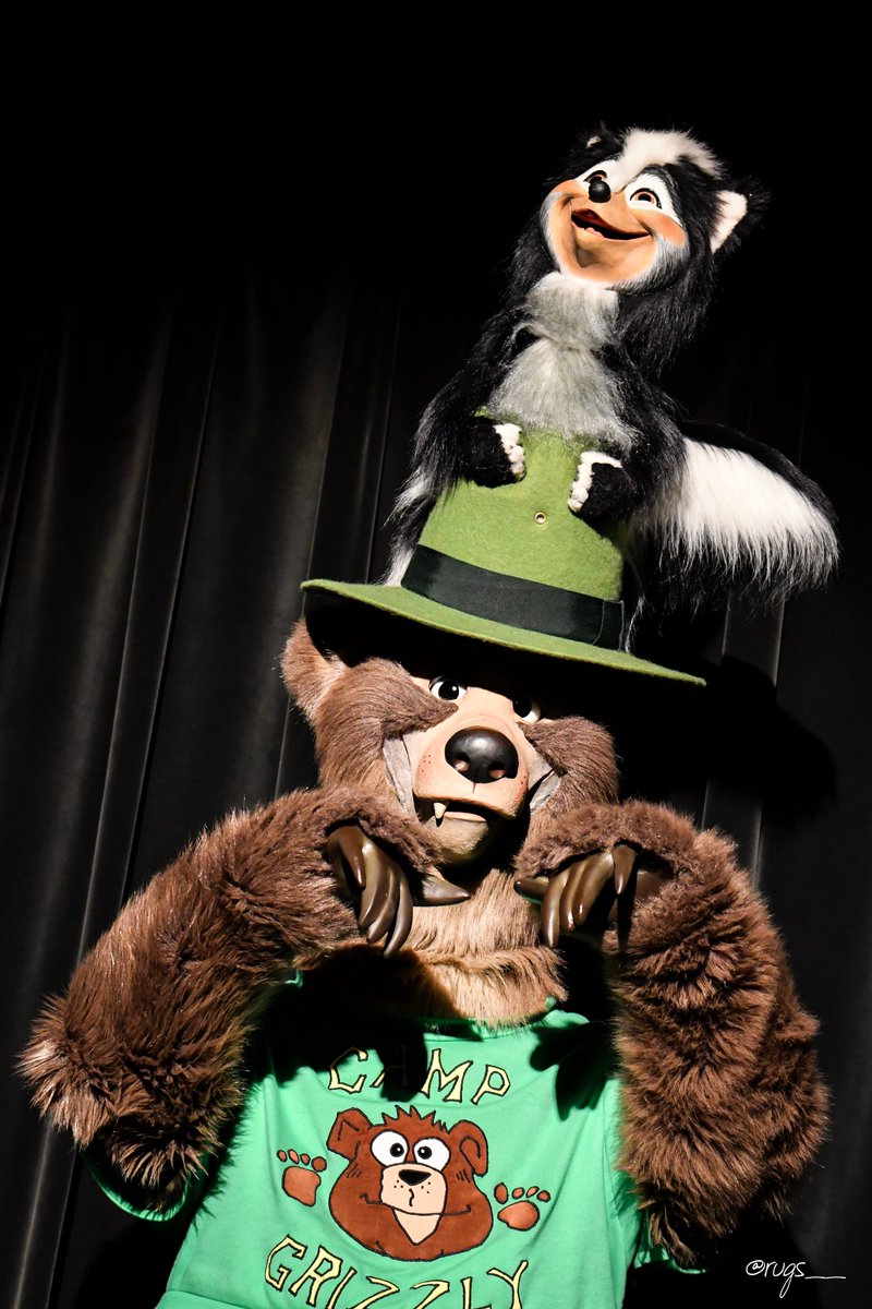 誰もバケーションジャンボリーの話してないので私がします。
バケーションではこんなにもカッコよくて可愛いヘンリーに出逢えます。