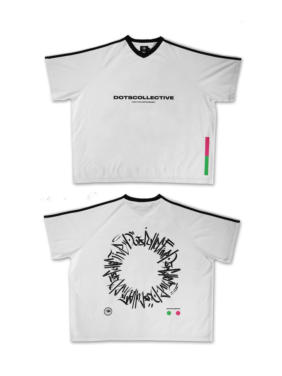 DotsCollective's tweet photo. DOTS GAME SHIRTS

Size : 0・1・2
Color : Black・White
12,000 yen (tax in)

AGがステージ衣装のために自作した
シャツを商品化
バックプリントにDOTSのシンボルを
全面にプリントしたゲームシャツ

※来週9月6日・7日東京の展示会から
販売開始
オンラインは9月中旬から
近日アナウス致します

https://t.co/G4ERRlI3Nh
#DOTSCOLLECTIVE