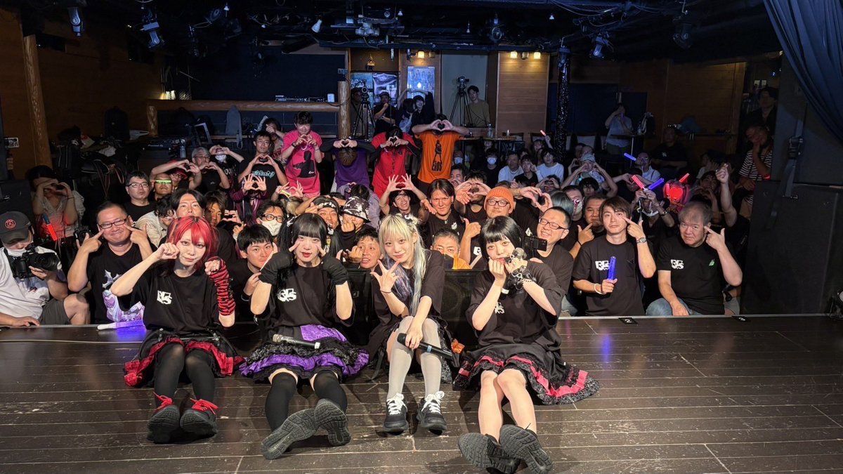 ExciteOneSelf Anniversary LIVE 

本当にありがとうございました！

これからの1年もたくさんよろしくお願いします！

 #ExciteOneSelf #エキセルフ #福岡アイドル