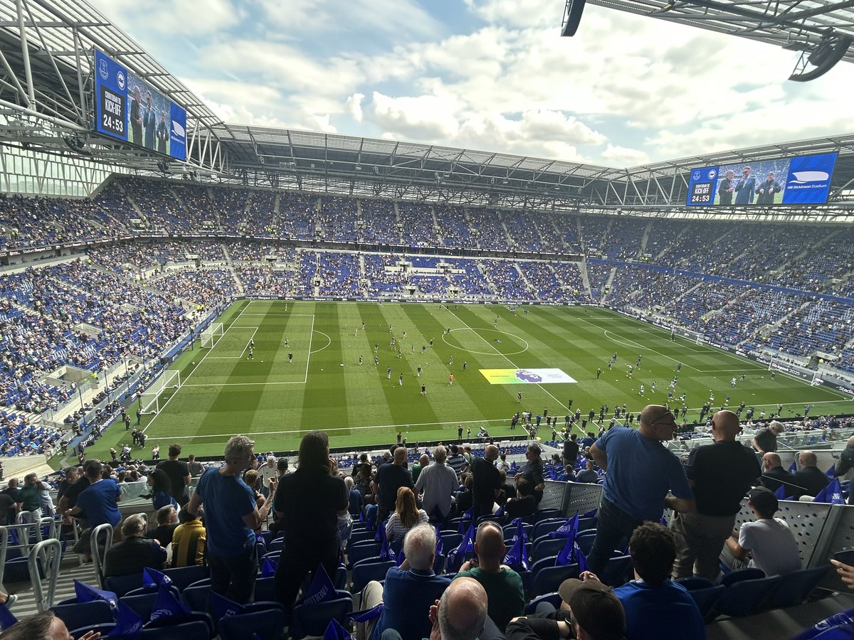 Amy-Sarah tweet media