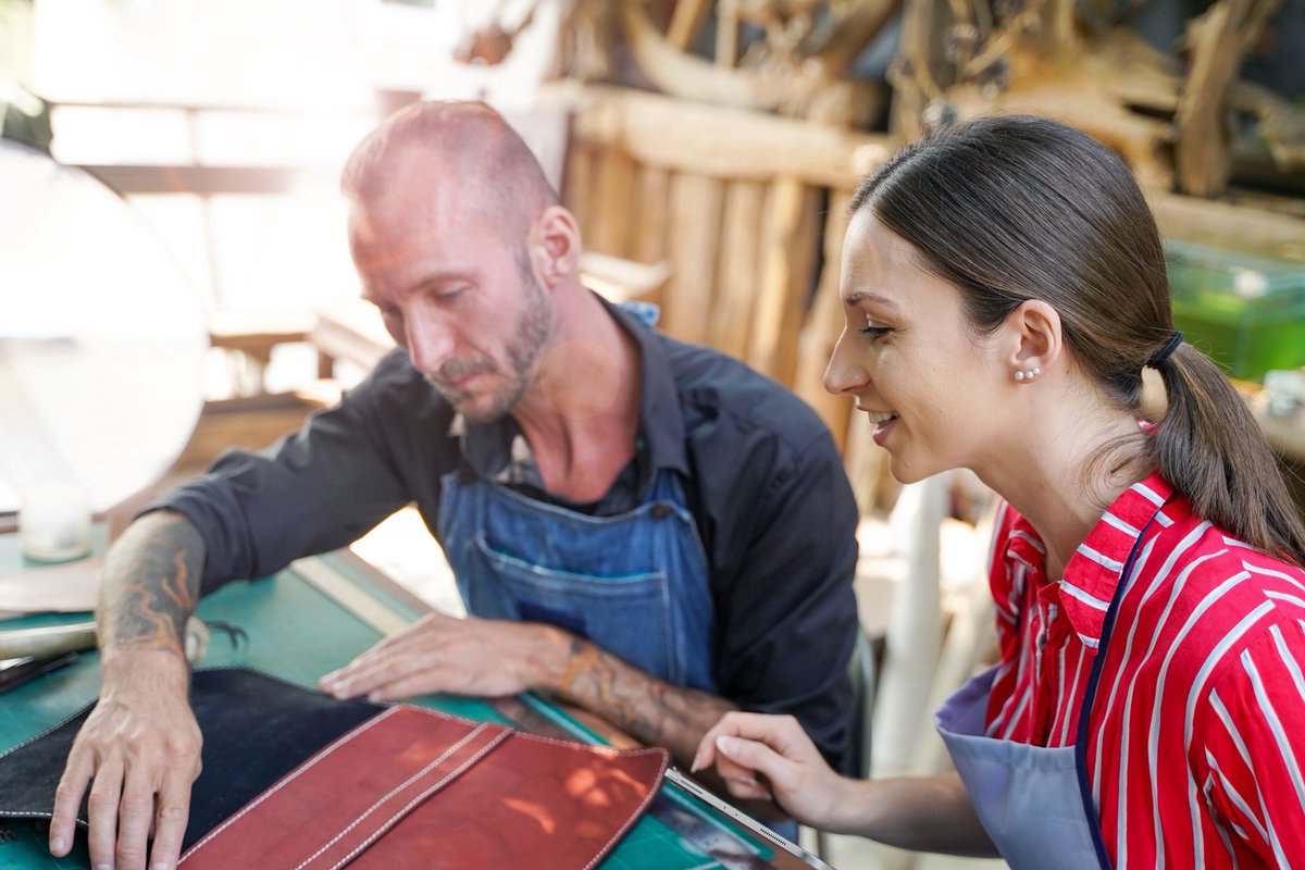 ¡Buenas noticias para el emprendimiento en Andalucía! 🎉 
Más de 29.600 nuevos autónomos andaluces ya han impulsado sus sueños con 131 millones de€ en ayudas. 

¡Y la convocatoria sigue abierta!

🚀 ¿Tienes una idea? ¡Hazla realidad! 
👉 Toda la info y solicitud aquí:
