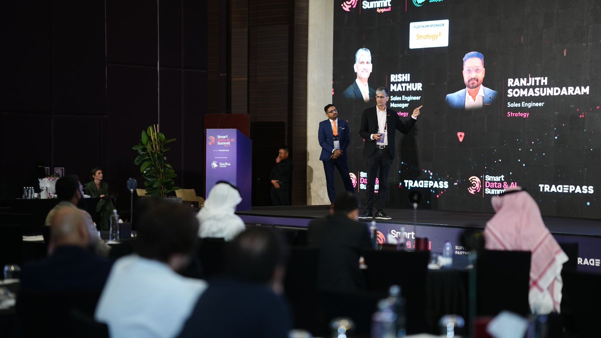 Tradepassglobal's tweet image. 🔓 Unlocking Business Potential: Overcoming Analytics Adoption Barriers with Gen AI 

Rishi Mathur, Sales Engineer Manager, Strategy, and Ranjith Somasundaram, Sales Engineer, Strategy, share advanced strategies!
 
Smart Data &amp;amp; AI Summit

#SDAIS  #DigitalTransformation