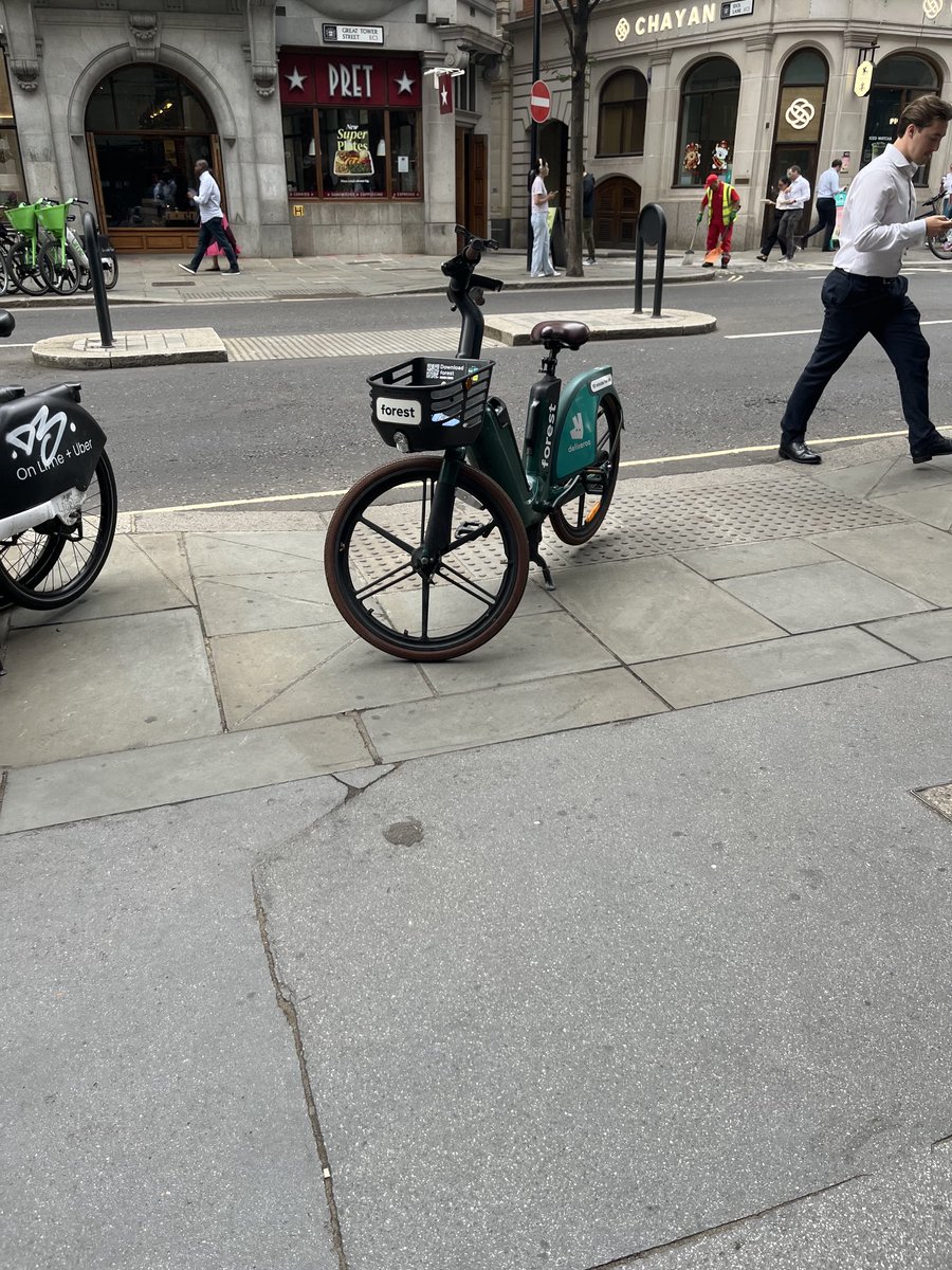 Redflame tweet media