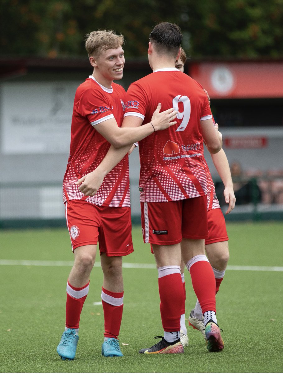 Ellis Racz tweet media