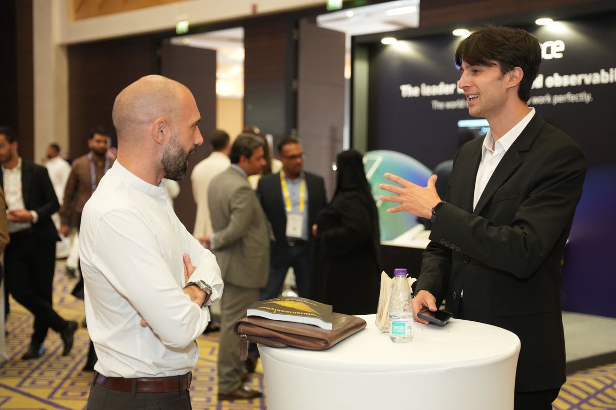 Tradepassglobal's tweet image. With just few minutes into the networking break, the exhibition hall at Smart Data &amp;amp; AI Summit got swamped with a flurry of curious delegates. Connecting, sharing insights, having focused interactions and discovering innovative solutions became a common sight!

#SDAIS