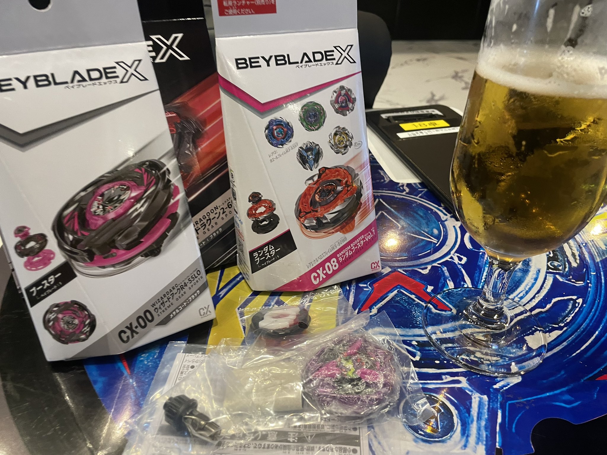 ベイブレード X　ウィザードアーク メタルコートブラック　2個 ベイブレード X ウィザードアーク マンモスタスクメタルコート