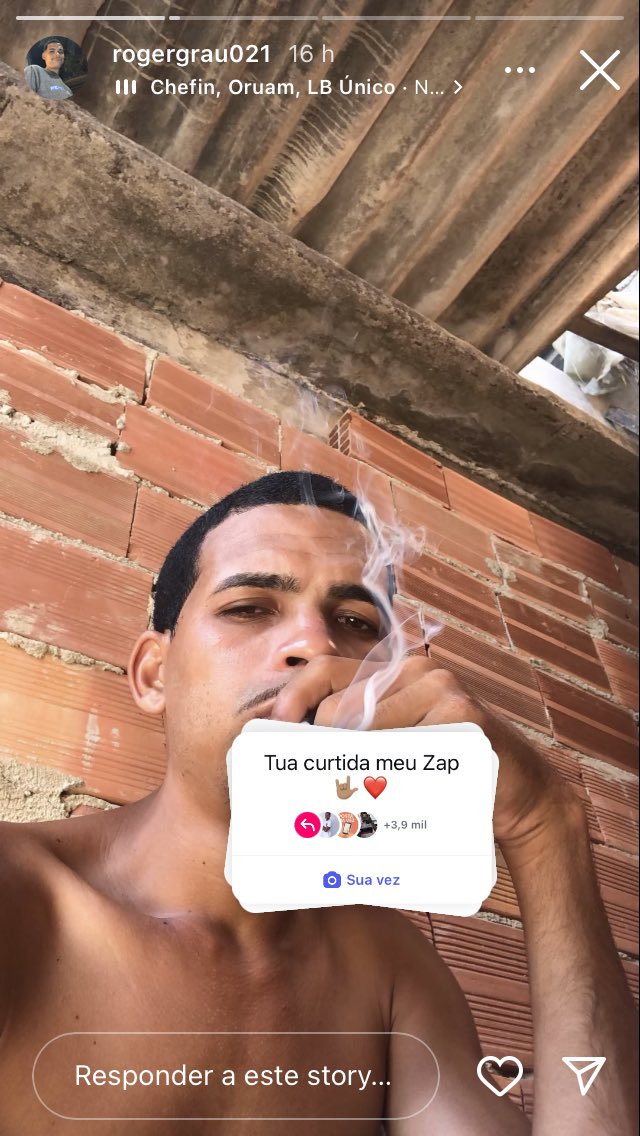 Malverikc's tweet photo. Esse é o tal do roger fica de Malandrex no campinho e fubá fazendo missão pros cr esse é mas um andam por aí extorquindo comerciantes locais https://t.co/PNMiIeX9ke