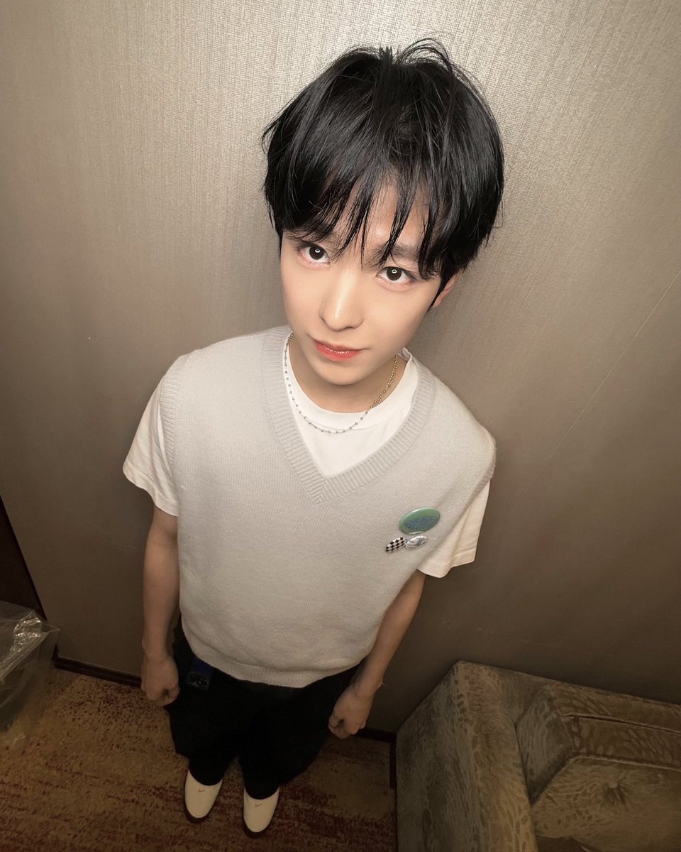 람 tweet media