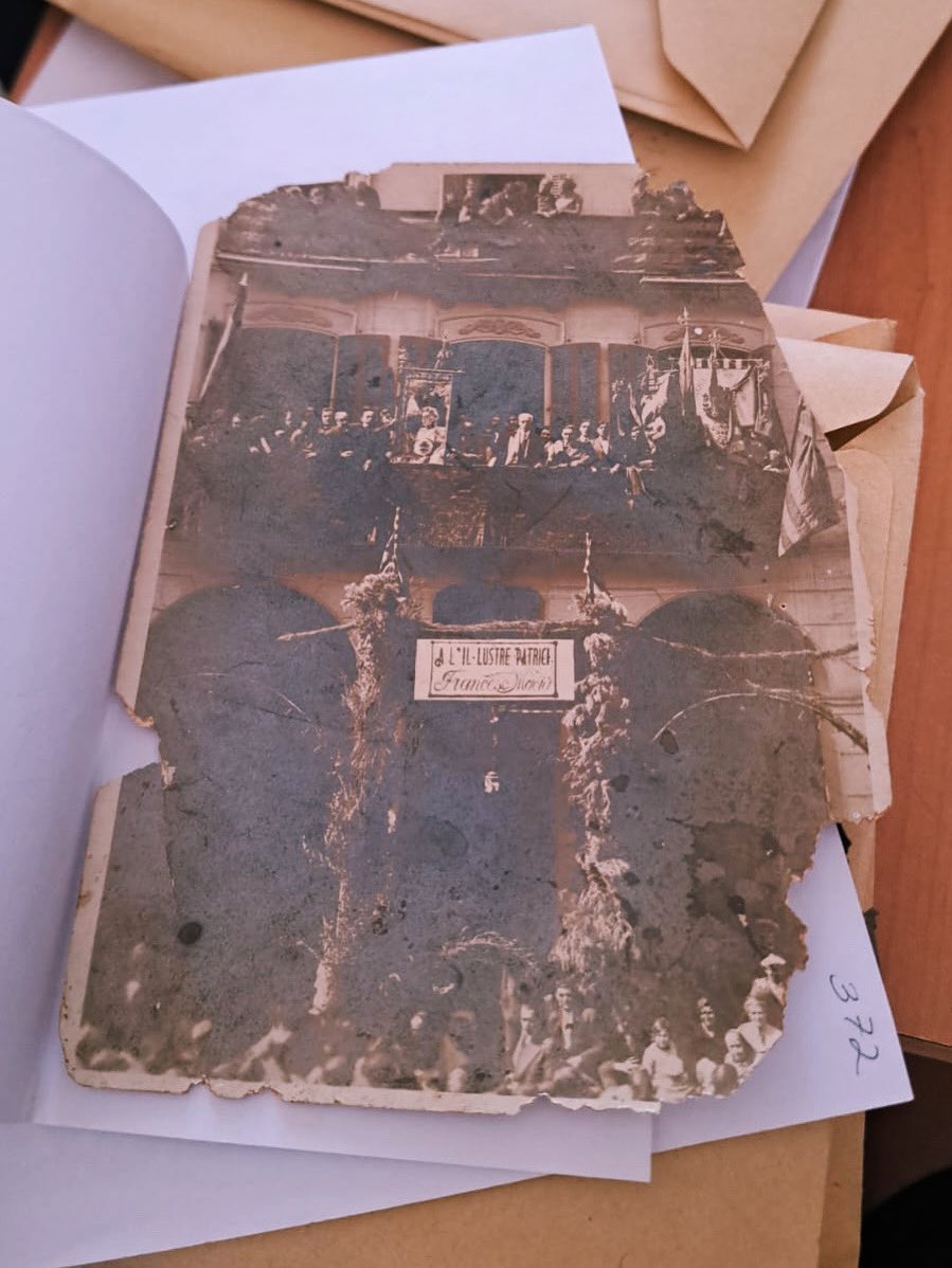 Durant la primera setmana d’agost, la vocal de projectes i dues cooperants van estar identificant i fent el diagnòstic del fons fotogràfic de l’Arxiu Pompeu Fabra de la Societat de Beneficència de Naturals de Catalunya a l’Havana.
