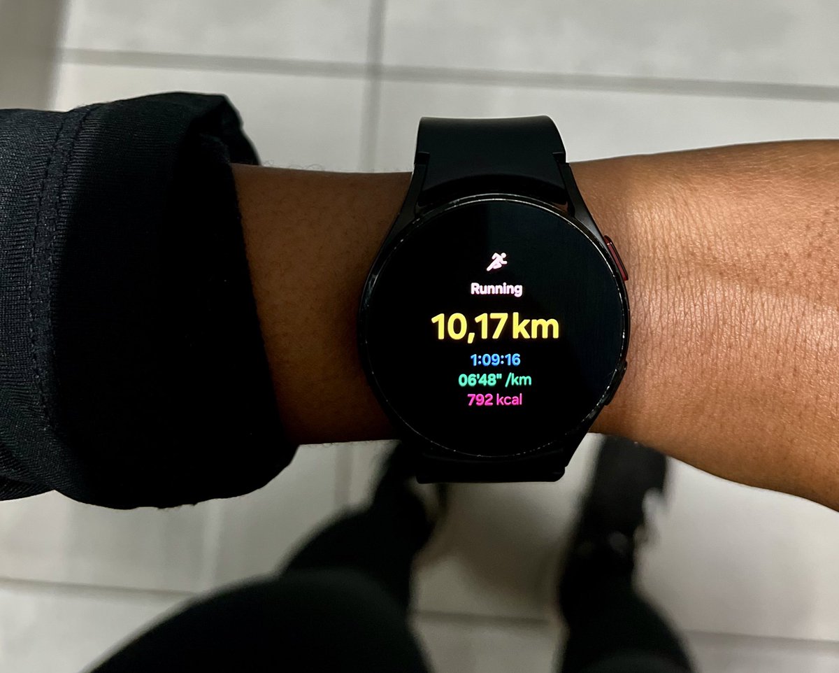 #FetchYourBody2025 
#IPaintedMyRun 
#RunningWithTumiSole