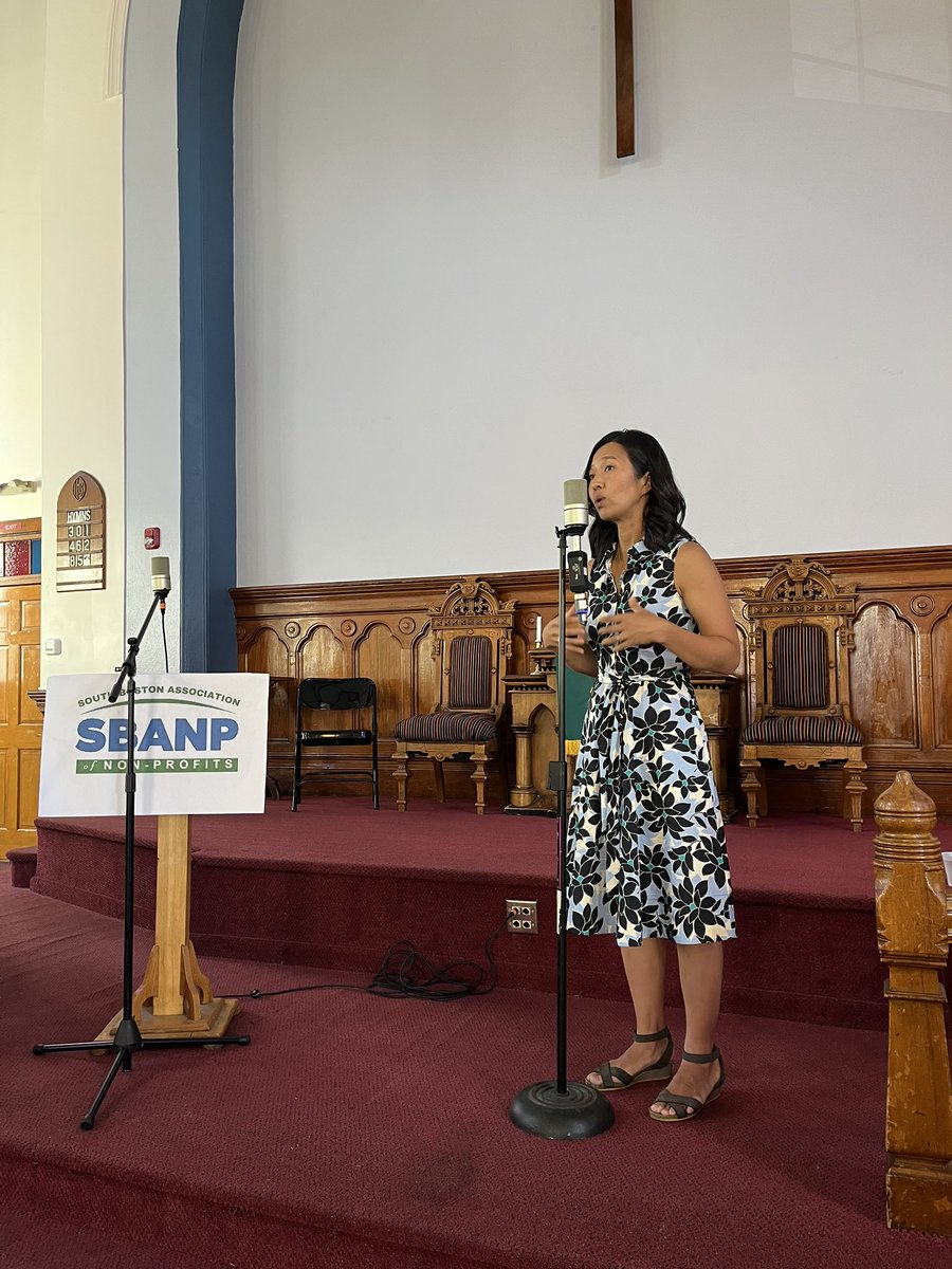 Great night and day in South Boston this week. Joined 100+ supporters of <a href="/wutrain/">Michelle Wu 吳弭</a> on Monday night followed by a Tuesday morning candidates forum hosted by the South Boston Association of Non-Profits! #LFG