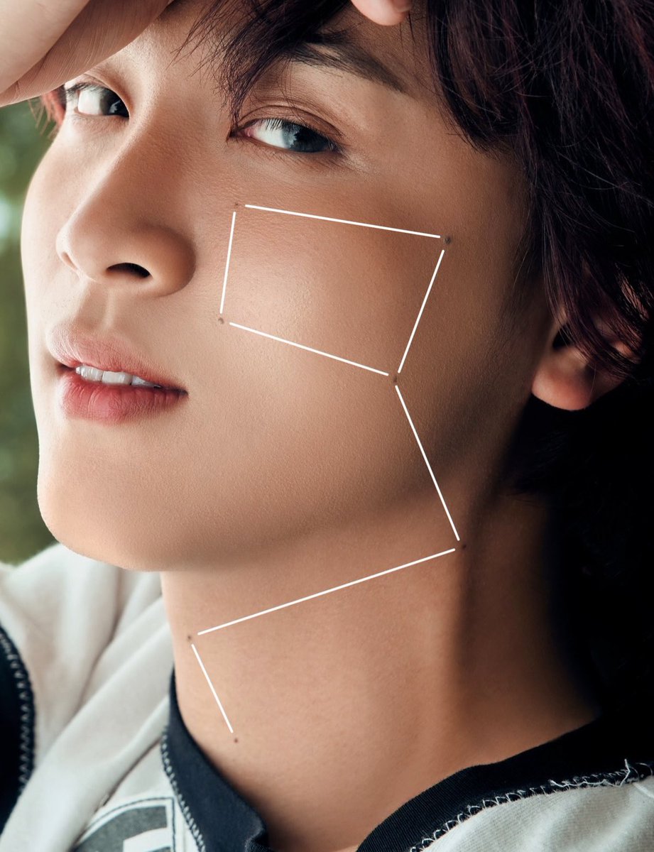 kogumahaechan's tweet image. haechan’s constellation of moles that resemble ursa minor which is also called “little bear” and is most visible in the month of june (his birth month) 🌌