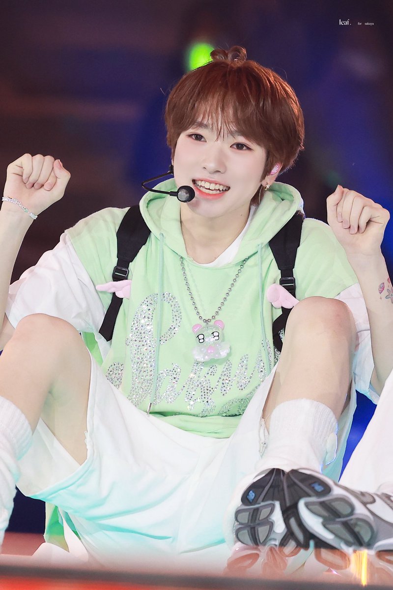 leafsakuya's tweet photo. 250726 가요대전 썸머

하트머리 다시 해주세요 ㅈㅂ

#사쿠야 #SAKUYA #サクヤ #NCTWISH #엔시티위 https://t.co/hGGV8CupTC