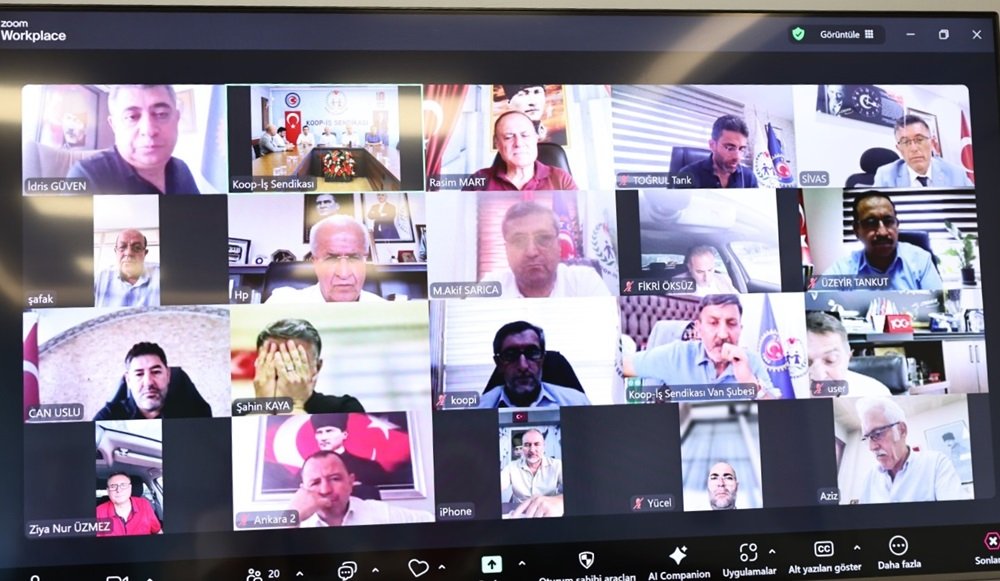 KOOP-İŞ SENDİKASI BAŞKANLAR KURULU OLAĞANÜSTÜ TOPLANDI

KOOP-İŞ Sendikası Başkanlar Kurulu bugün (27 Ağustos 2025 Çarşamba günü) olağanüstü toplanarak kamu sözleşmelerinde gelinen durumu ve grev hazırlıklarını görüştü.

👇👇👇

koopis.org.tr/haber/koop-is-…