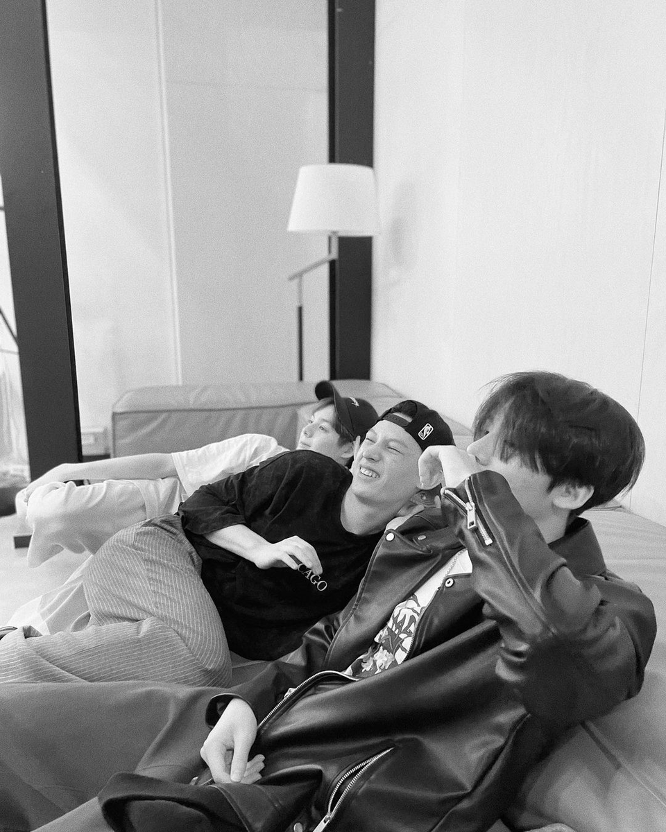 whistlleo's tweet image. JJ, James, and Sangwon four years ago... 🥹