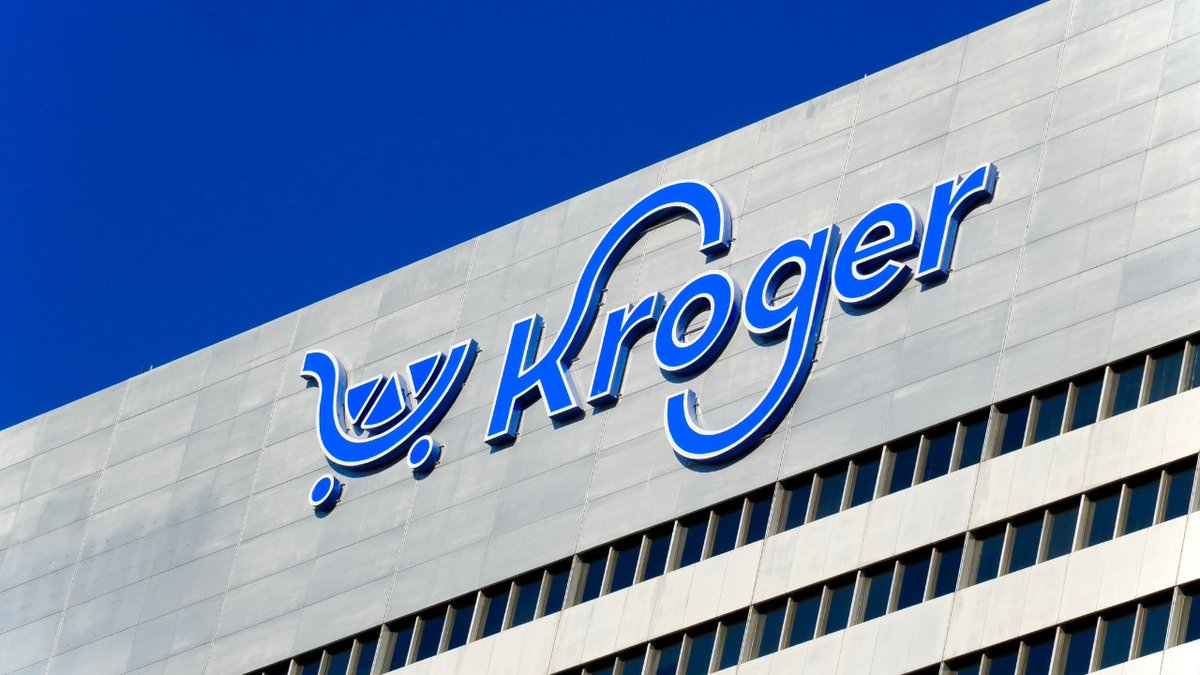 Kroger cuts nearly 1,000 corporate staff. Retailer says savings will be reinvested in price, new stores, and store-level labor ow.ly/Qle2106k2YP