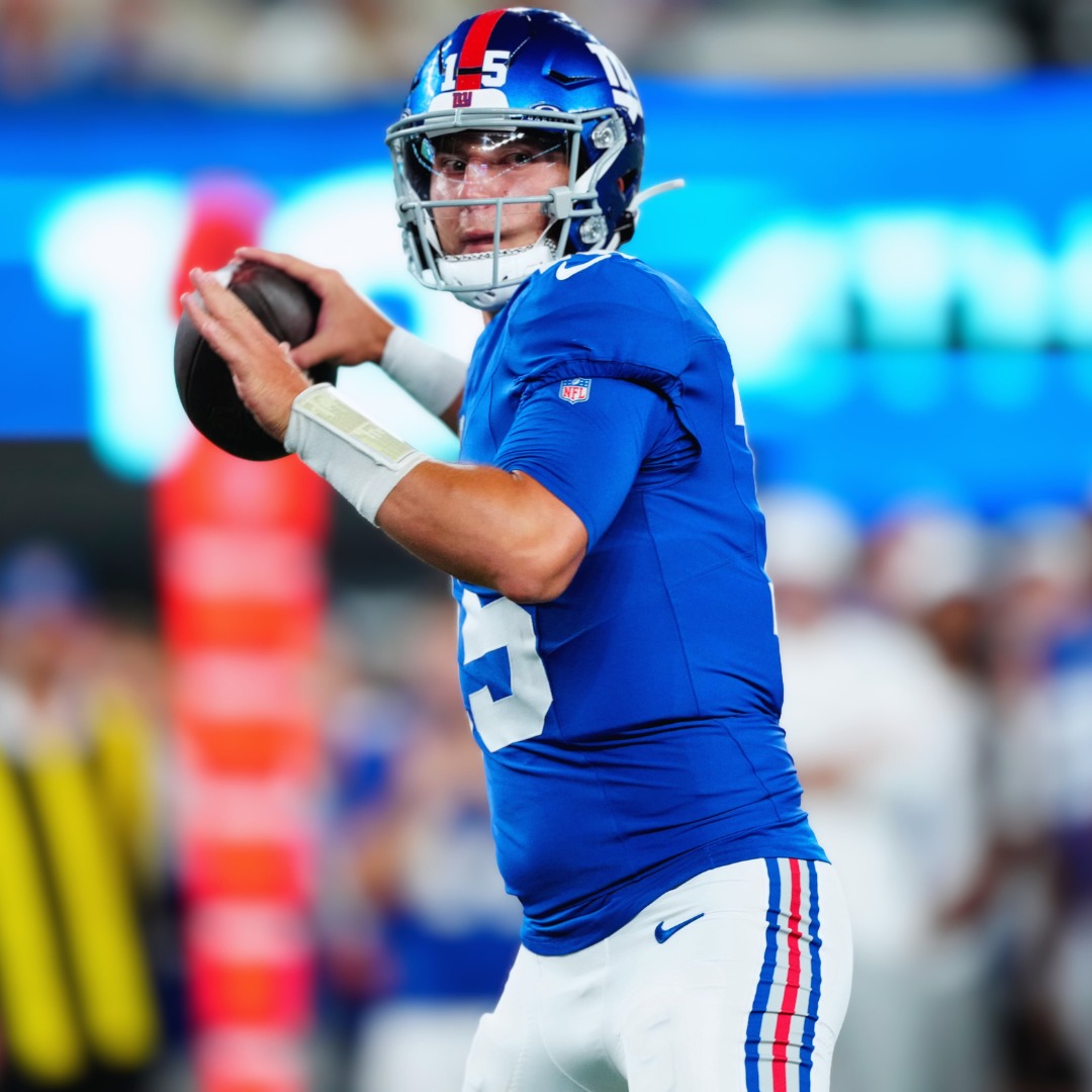 Former #Giants QB Tommy DeVito was claimed off waivers by the #Patriots. 🤌🤌

They had the 4th priority.