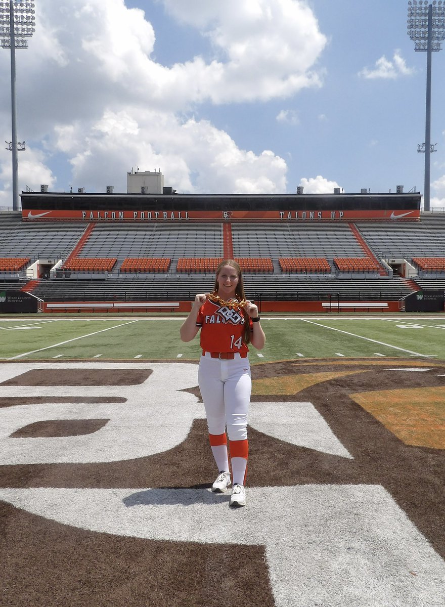 Go Falcons! 🧡🤎
#Committed <a href="/Coach_MGardner/">Michelle Gardner</a> <a href="/greg_mcquillin/">Greg</a> <a href="/IndyaSmith55/">Indya Smith</a>