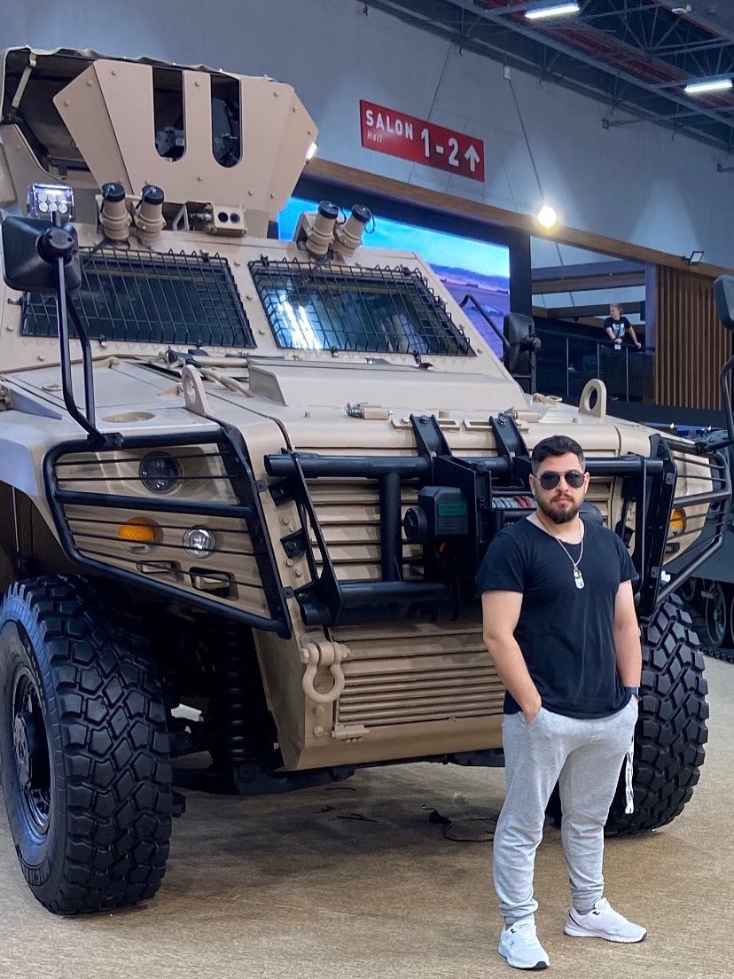 emregemici6's tweet photo. Madem unuttular kürşad adlı çeriyi yine hatırlatırız o toprak kokan geceyi 😎🤍❤️🇹🇲 https://t.co/QrdjUu0h2U