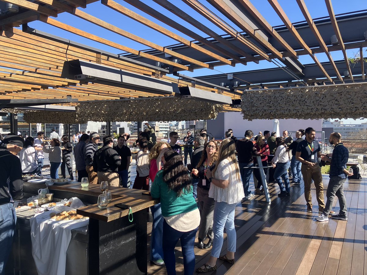 ¡Qué lugar del bien es la terraza de <a href="/AccentureAR/">Accenture Argentina</a>!
