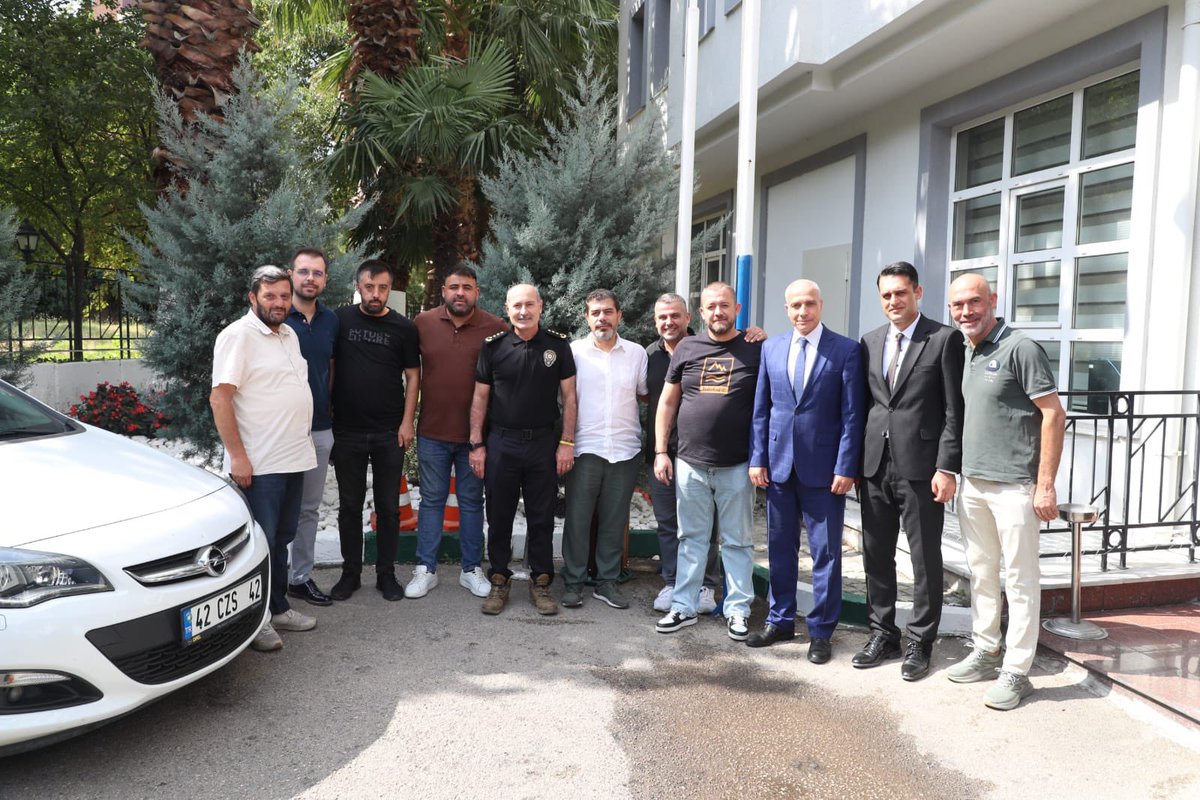 Yeni sezon öncesinde bizleri kahvaltı organizasyonuna davet eden Bursa Emniyet Müdürümüz Sayın Dr. Sabit Akın Zaimoğlu’na nazik davetleri ve misafirperverlikleri için teşekkür ederiz.