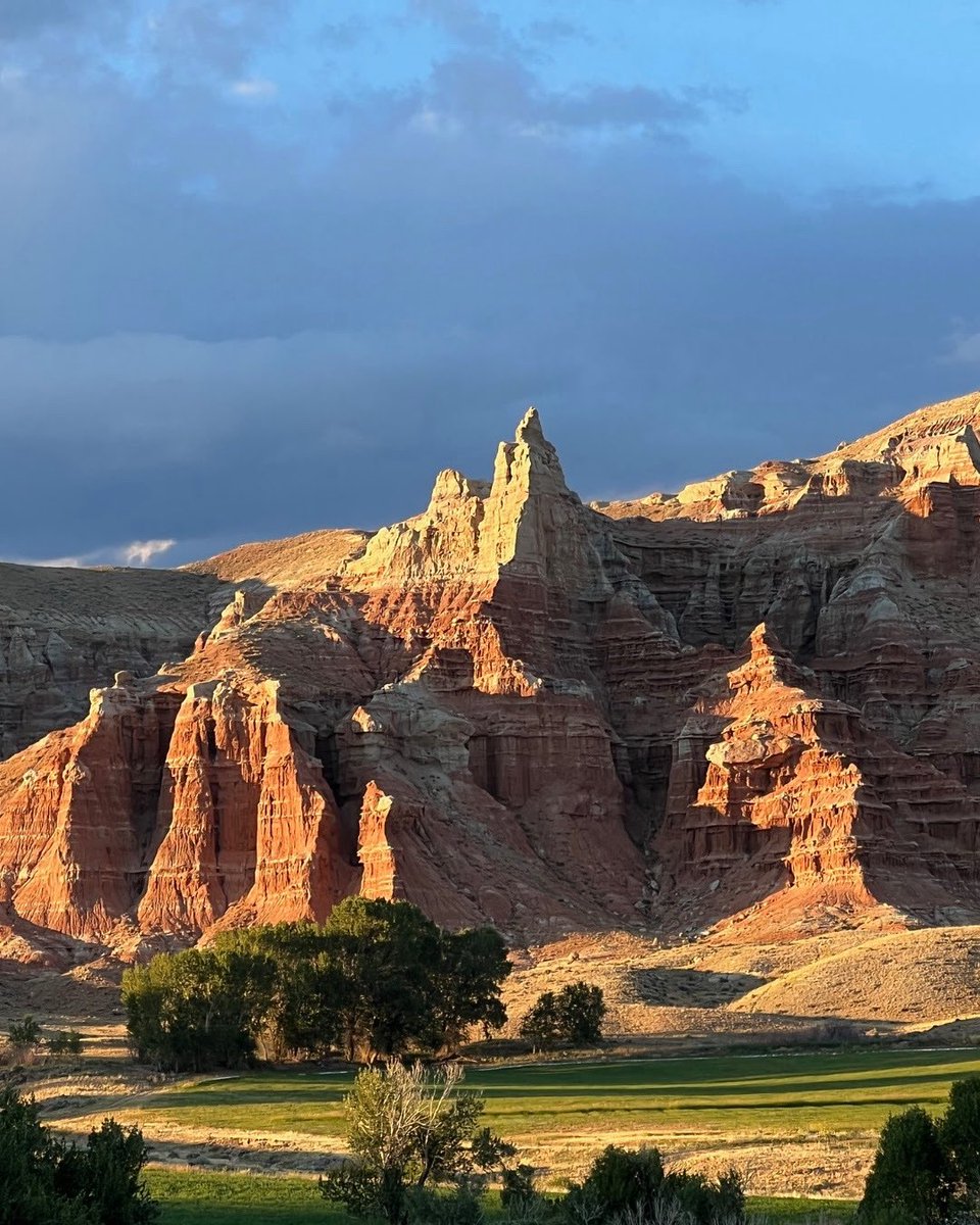 Golden hour in the badlands. Nothing else like it. #WyomingWednesday